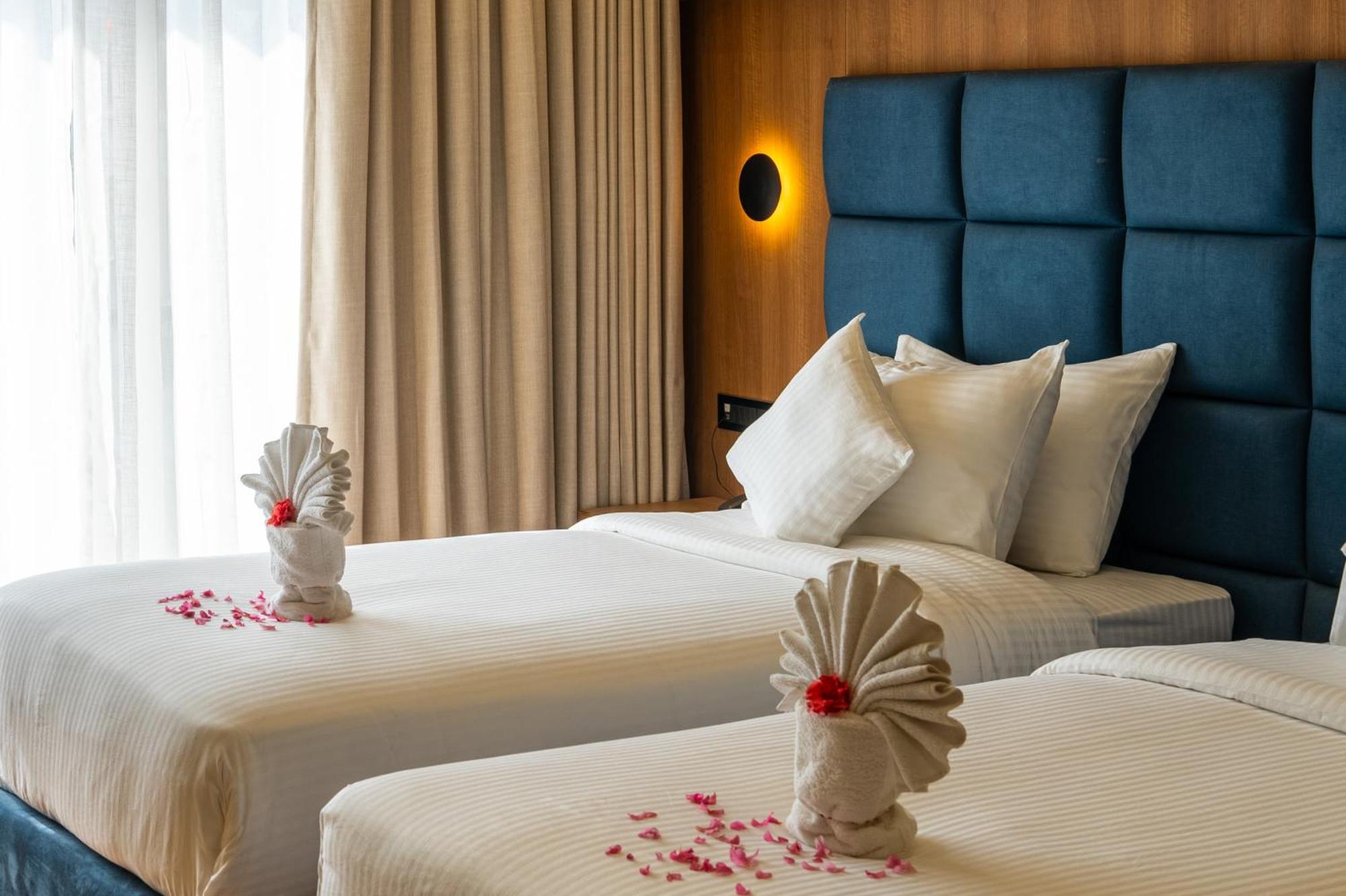 The White Rock Inn & Dine Shillong Eksteriør bilde